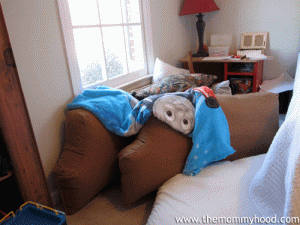 Kids_make_forts